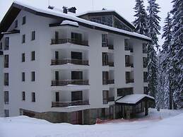 Iceberg Apart Hotel & SPA
