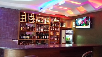 Delfirm Hotel