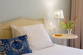 Bellevue Suites