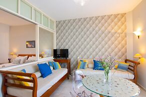 Bellevue Suites