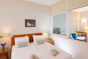Bellevue Suites
