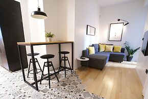 Fingerprint Tree Apartment