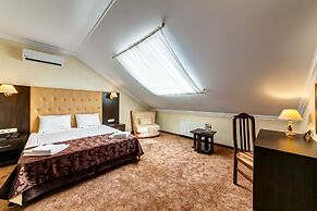 Oscar Hotel