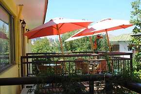 Brunos B&B