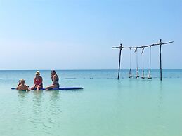 Mistica Island Hostel