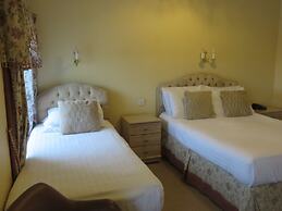 ST. KILDA HOTEL