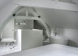 Hotel Kazerne