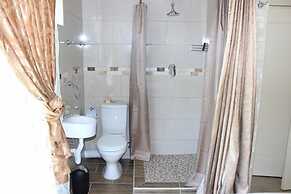 Moye Guest House