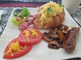 Moye Guest House