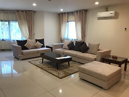 Rimbun Suites & Residences