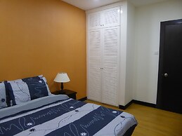 Rimbun Suites & Residences