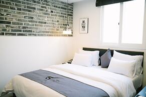 Gray Hotel