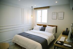 Gray Hotel