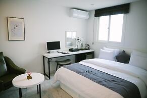 Gray Hotel