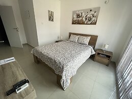 King Peter Apartments