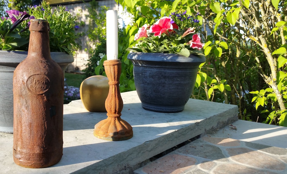 Som Hemma Gardscafe Bed & Breakfast
