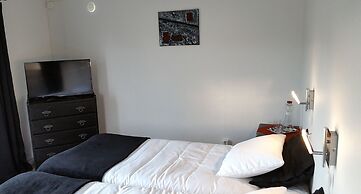 Som Hemma Gardscafe Bed & Breakfast