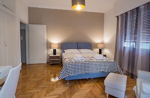 Capricorn - Luxurious Apartment in Kolonaki