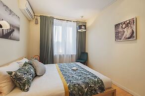GMApartments 3 rooms at Patriarshie Ponds