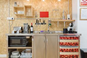 Tomate Rooms