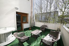 Zendoira - Hostel