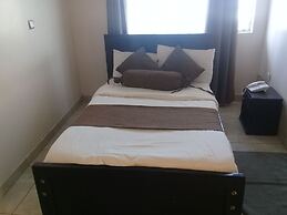 Hotel Wagon Wheel