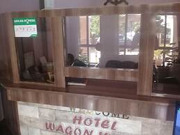 Hotel Wagon Wheel