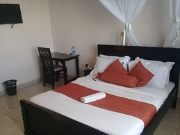 Hotel Wagon Wheel