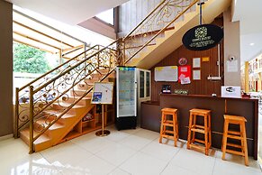 Ombey Guest House