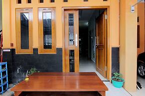 Griya Ardafa - Hostel