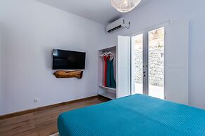 Milesian Suites