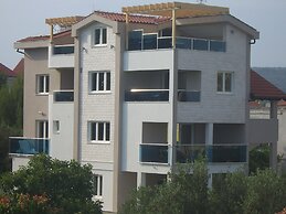 Apartments Villa Erik