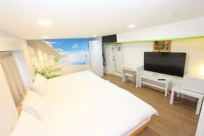 HF Keelung