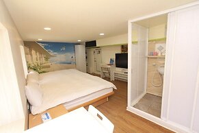 HF Keelung