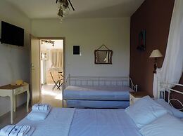 Casa Lea Paros