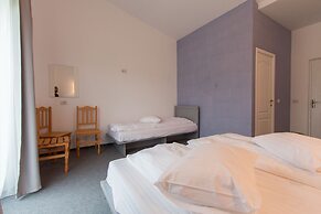 Ana Bed and Breakfast