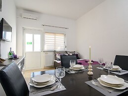Apartments Adria