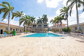 Delynne Boutique Hotel