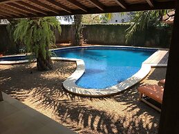Coconut Lodge