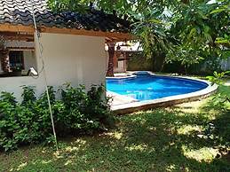Coconut Lodge
