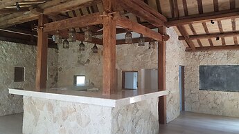 Coconut Lodge