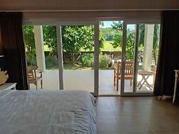 Coconut Lodge