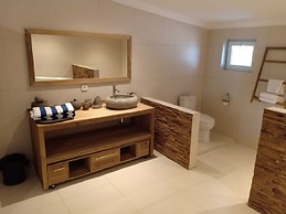 Coconut Lodge