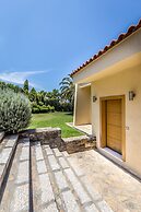 Niriides Villa