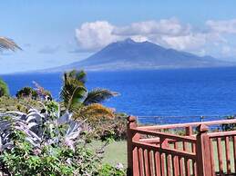 Statia Lodge