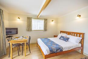 Queechy Motel