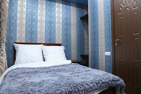 Lovely Hotel