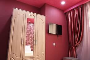 Lovely Hotel