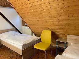 AB Apartment Objekt 122 - Hostel