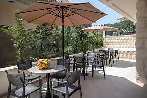Adriatic Residence